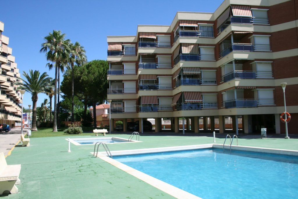 Rentalmar Sol De Espana Apts Cambrils Exterior foto